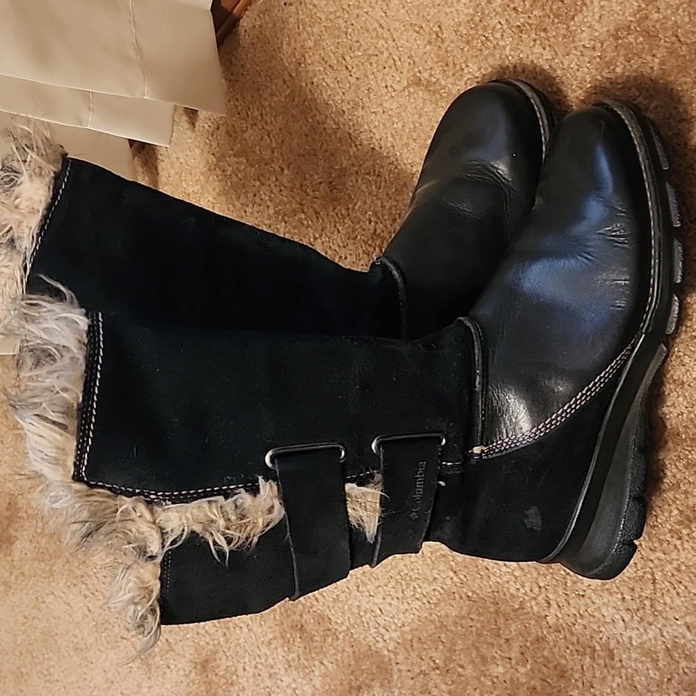 Columbia Black Faux-Fur Trim Winter Boots